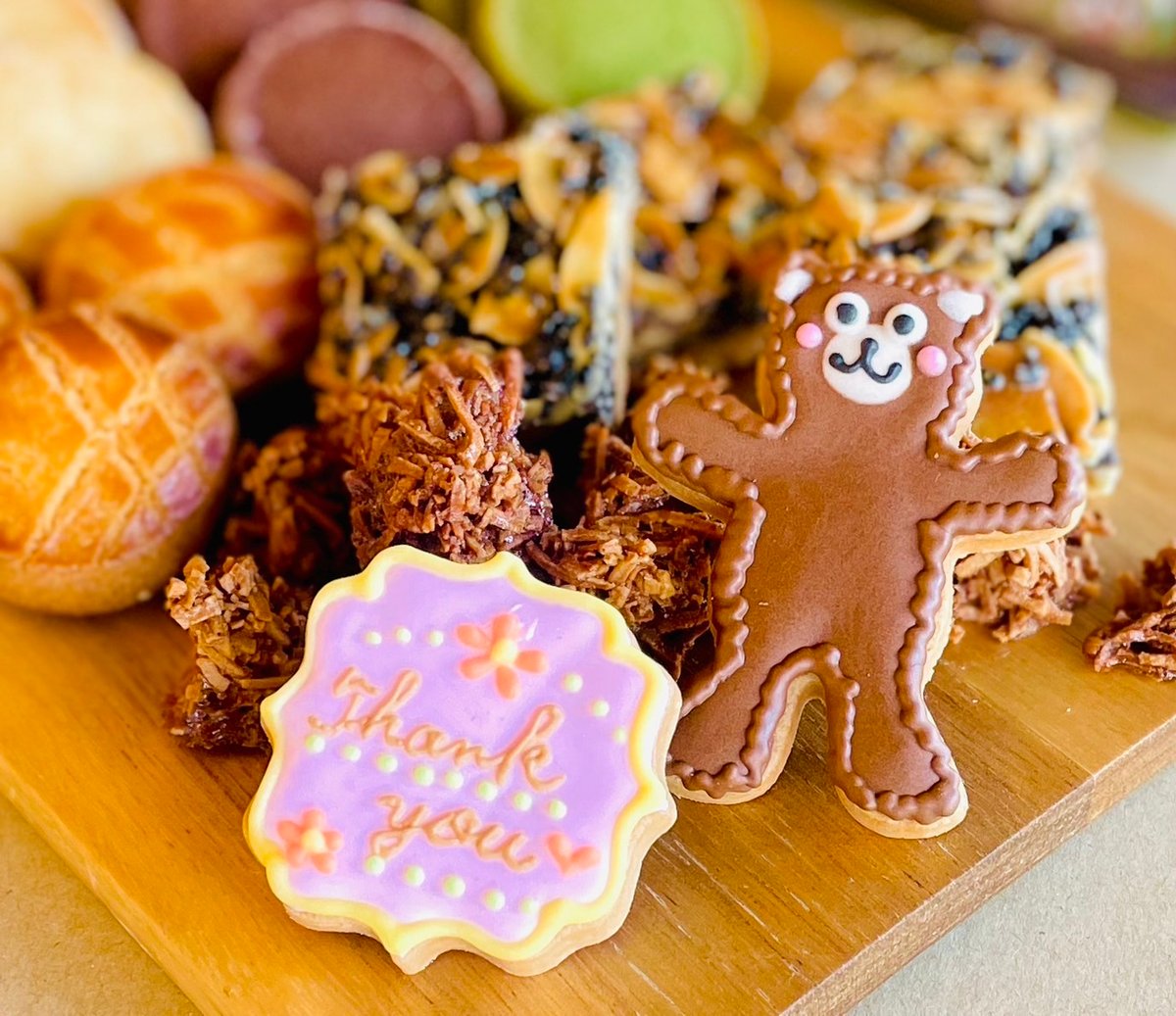 美食家く〜ま君のキノコ狩りクッキー缶】2025 4月分 | THE NICOLE