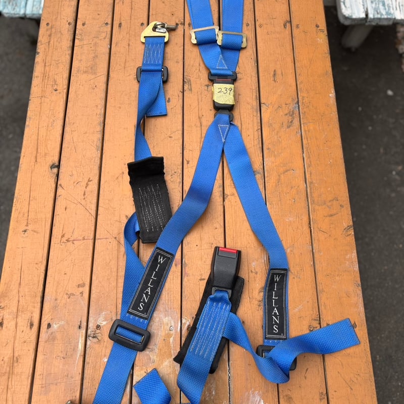 No.239 4点式シートベルト | Kings Road nagoya