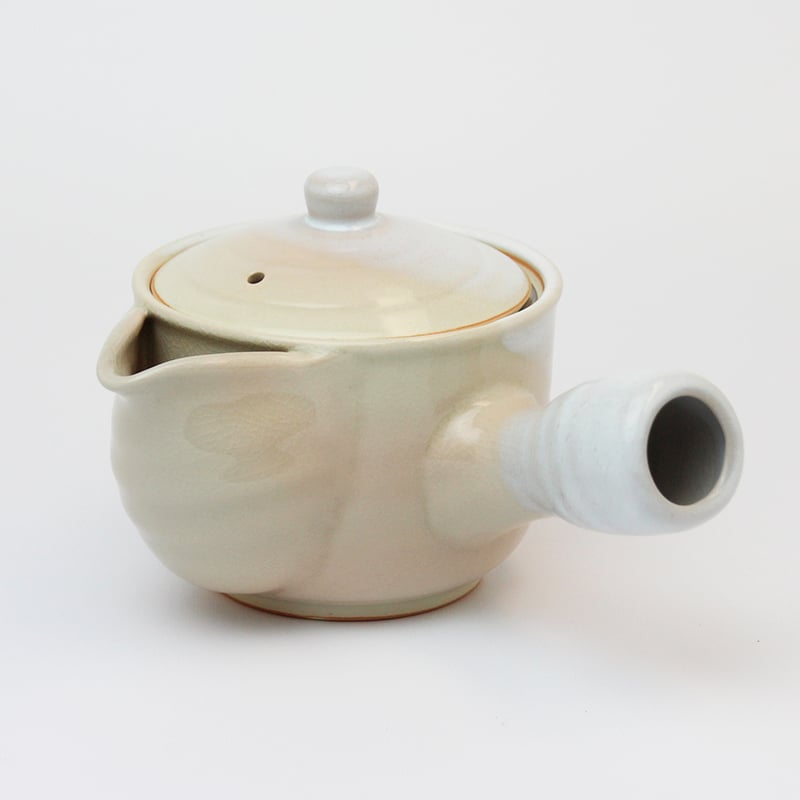 牡丹急須（茶こし付）（白箱）｜萩焼窯元 萩陶苑 椿秀窯 ギフト