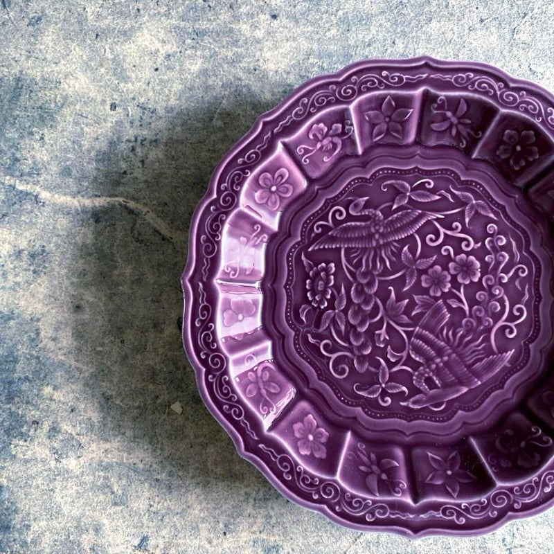 有田焼 福泉窯 紫釉花鳥彫5寸皿 | MatsuBokkuri