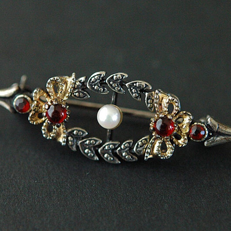 ガーネットとパールのヴィンテージバーブローチ/ドイツ | 『スワロー