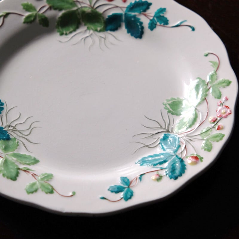 クレイユ&モントロー Creil&Montereau Fraise 彩色 いちご レリーフ皿