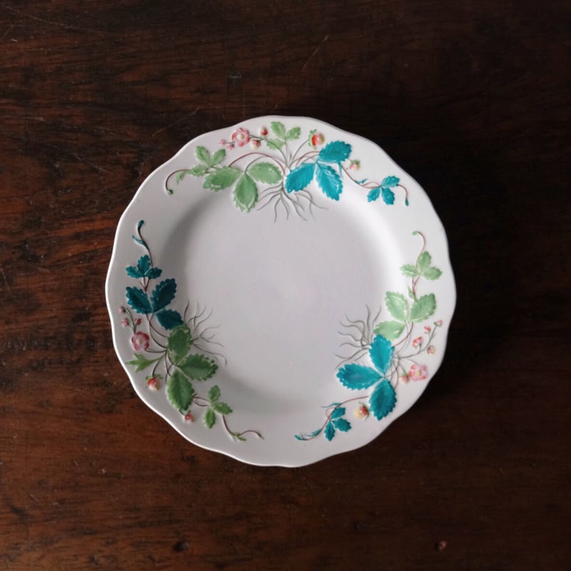 クレイユ&モントロー Creil&Montereau Fraise 彩色 いちご レリーフ皿