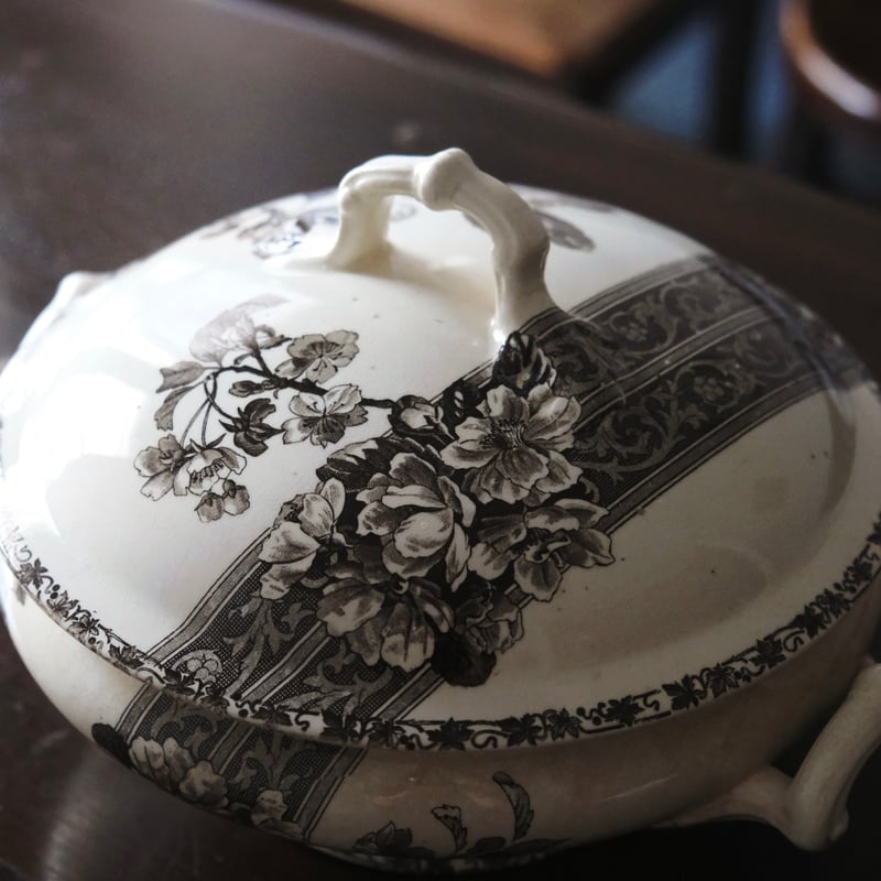 CHOISY LE ROI ショワジールロワ レギュミエ花 帯状装飾 フランス