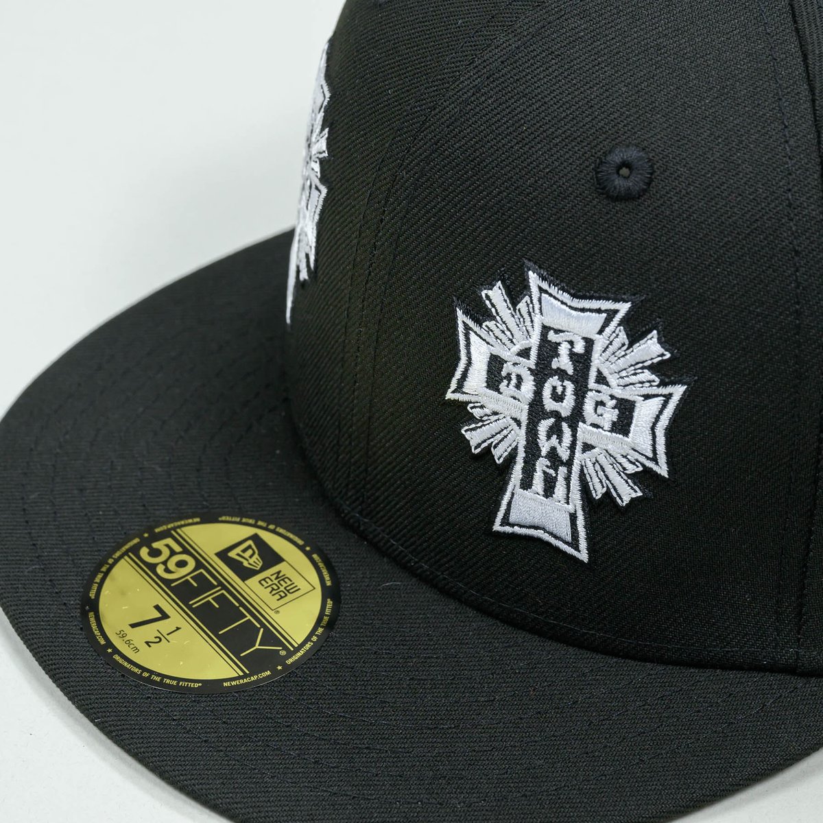 NEWERA・ニューエラ 59FIFTY DOG TOWN ドッグタウン オールオーバー（