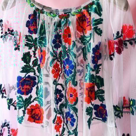 ルーマニア刺繍ブラウス | STORES