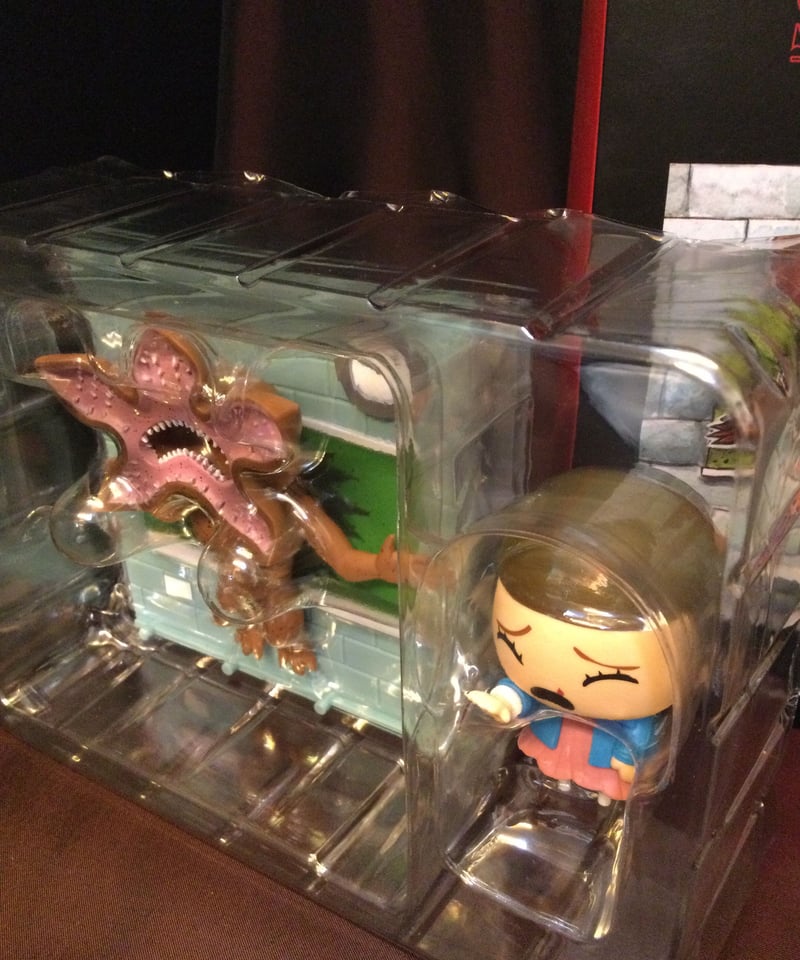 ストレンジャーシングス・Eleven VS Demogorgon&バスキンロビンス