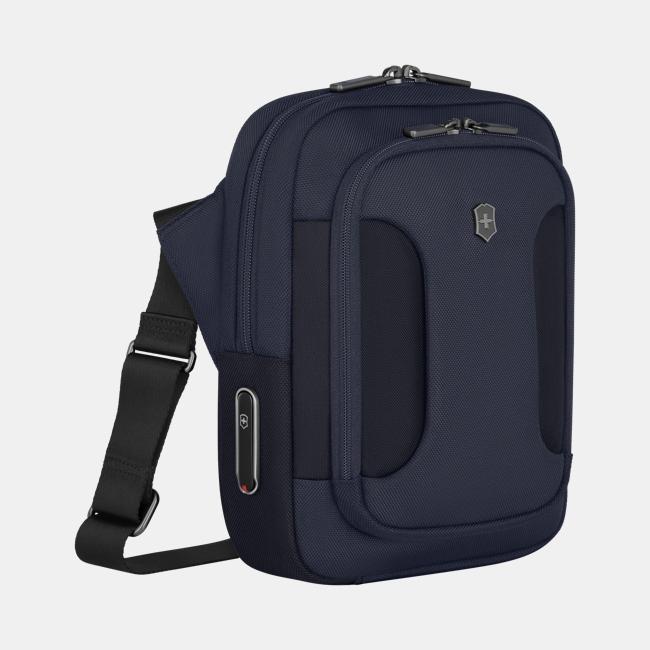 Victorinox Werks Traveler 7.0 Crossbody Bag in Navy blue - 653641