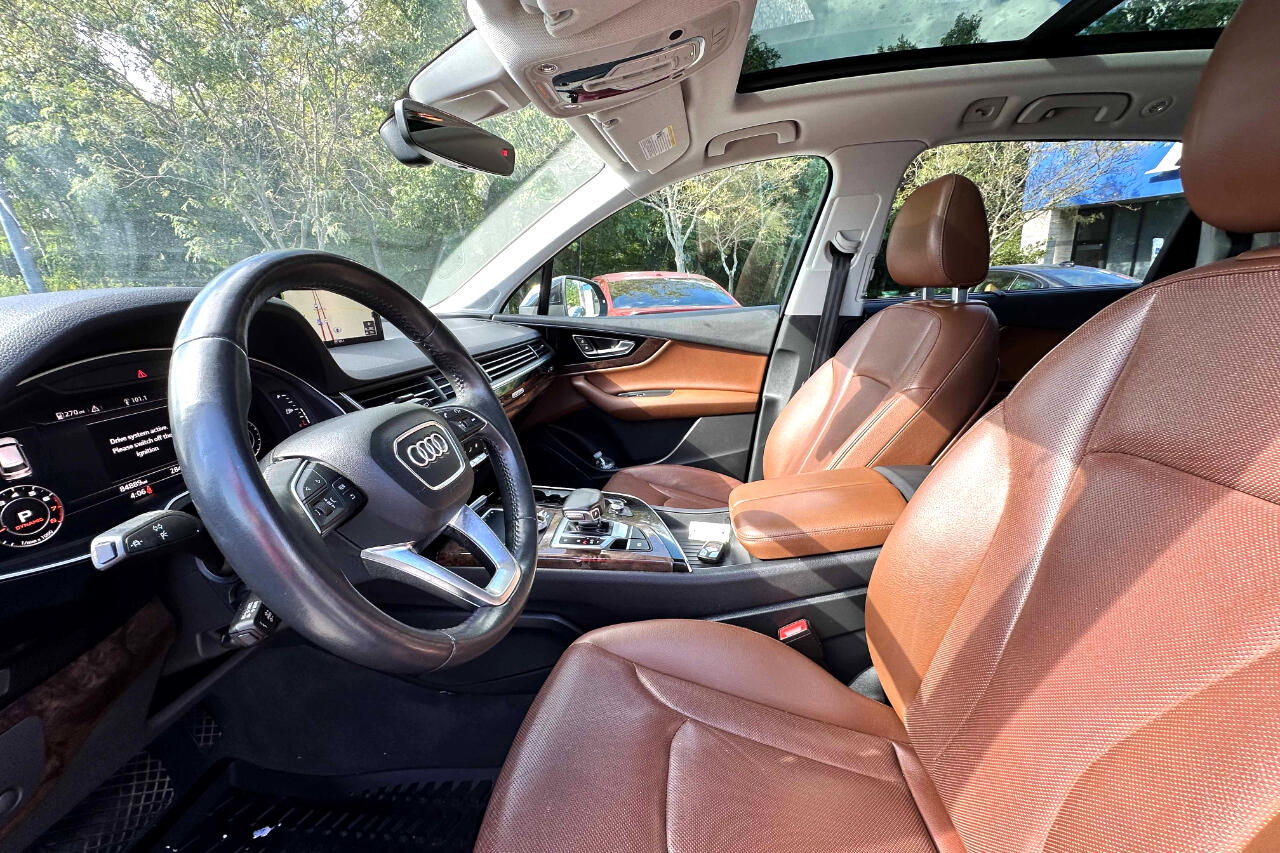 2019 Audi Q7 SE Premium Plus 55 TFSI quattro