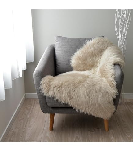 Amazon｜Sunshine Cowhides 100% 本物のヤギ皮ラグ - ベージュ