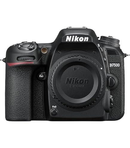 Amazon | Nikon D70 デジタル一眼レフカメラ レンズキット [AF-S DX