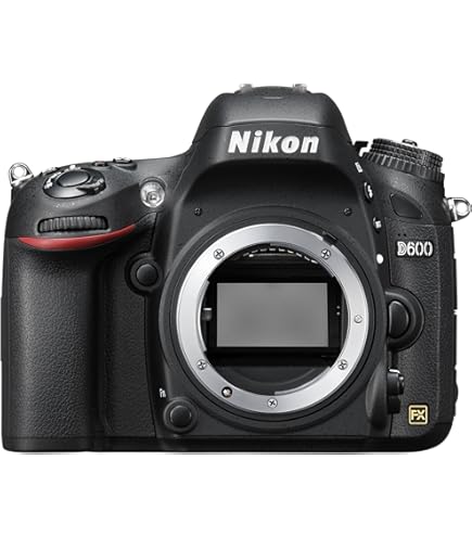 Amazon | Nikon D810 FX 36.3MP デジタル一眼レフカメラ本体のみ