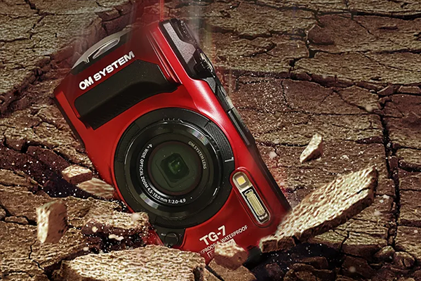 OM SYSTEM Tough TG-7 Camera Red | Henry's