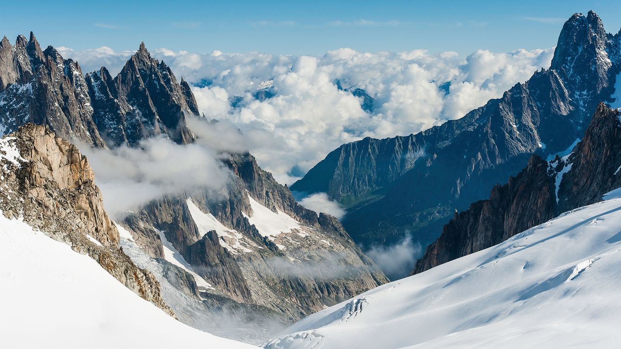 スポーツと縁の深い頂上 - Windows スポットライト壁紙 | 高画質4K