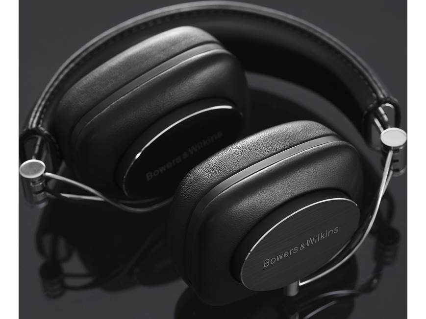 Bowers & Wilkins P7 Wireless Over-ear Bluetooth® headphones at