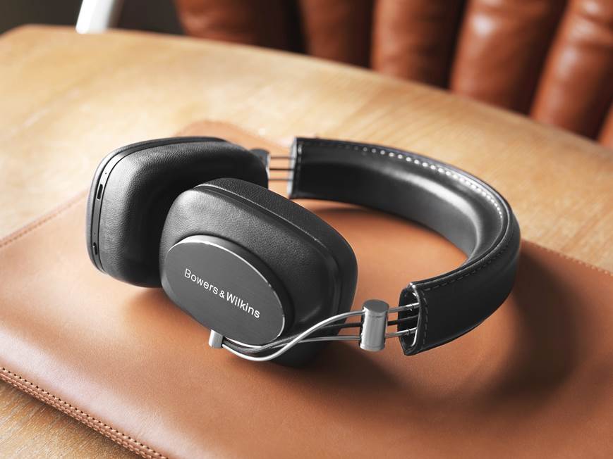 Bowers & Wilkins P7 Wireless Over-ear Bluetooth® headphones at