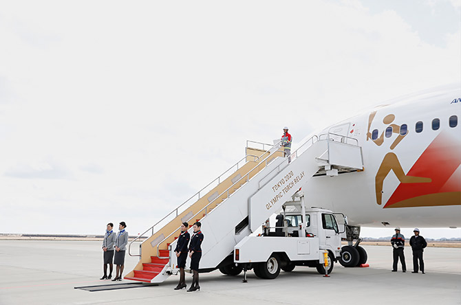 東京2020オリンピック聖火特別輸送機モデルプレーン特集| ANA