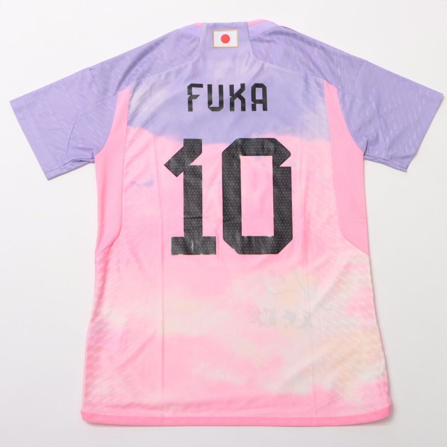 HATTRICK（ハットトリック）-選手の想いをファンへ届ける公式