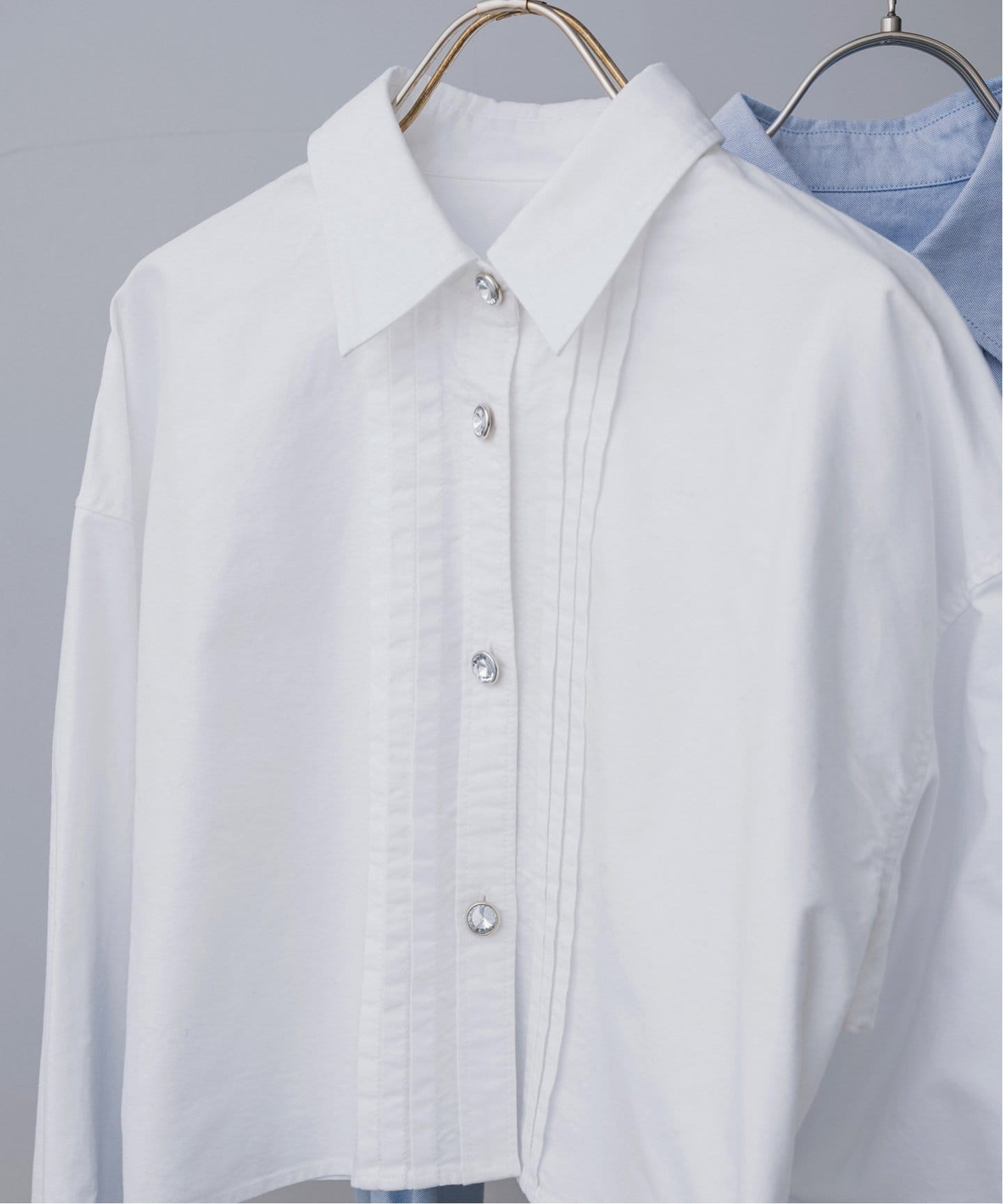 ビジュークロップドピンタックシャツ（シャツ／ブラウス）｜Spick and