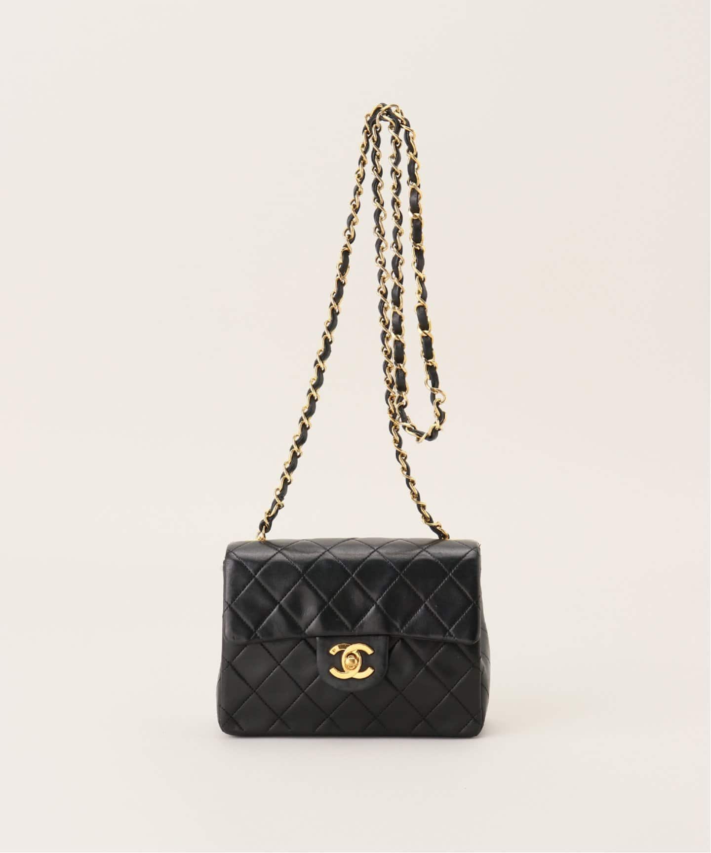 VINTAGE CHANEL/シャネル】 Matelasse チェーンショルダーバッグ 17