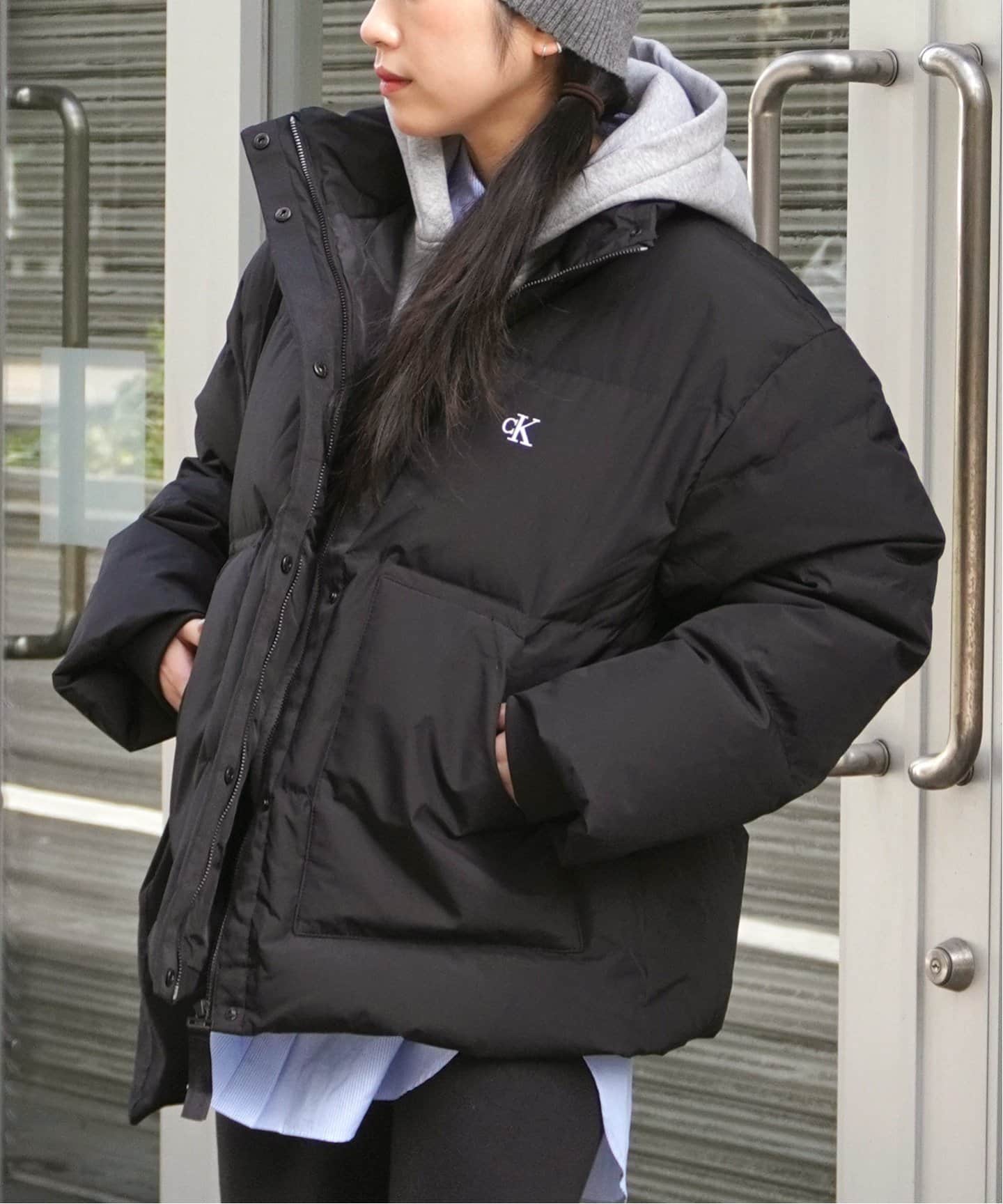 Calvin Klein / カルバン クライン】スタンドカラーダウンジャケット