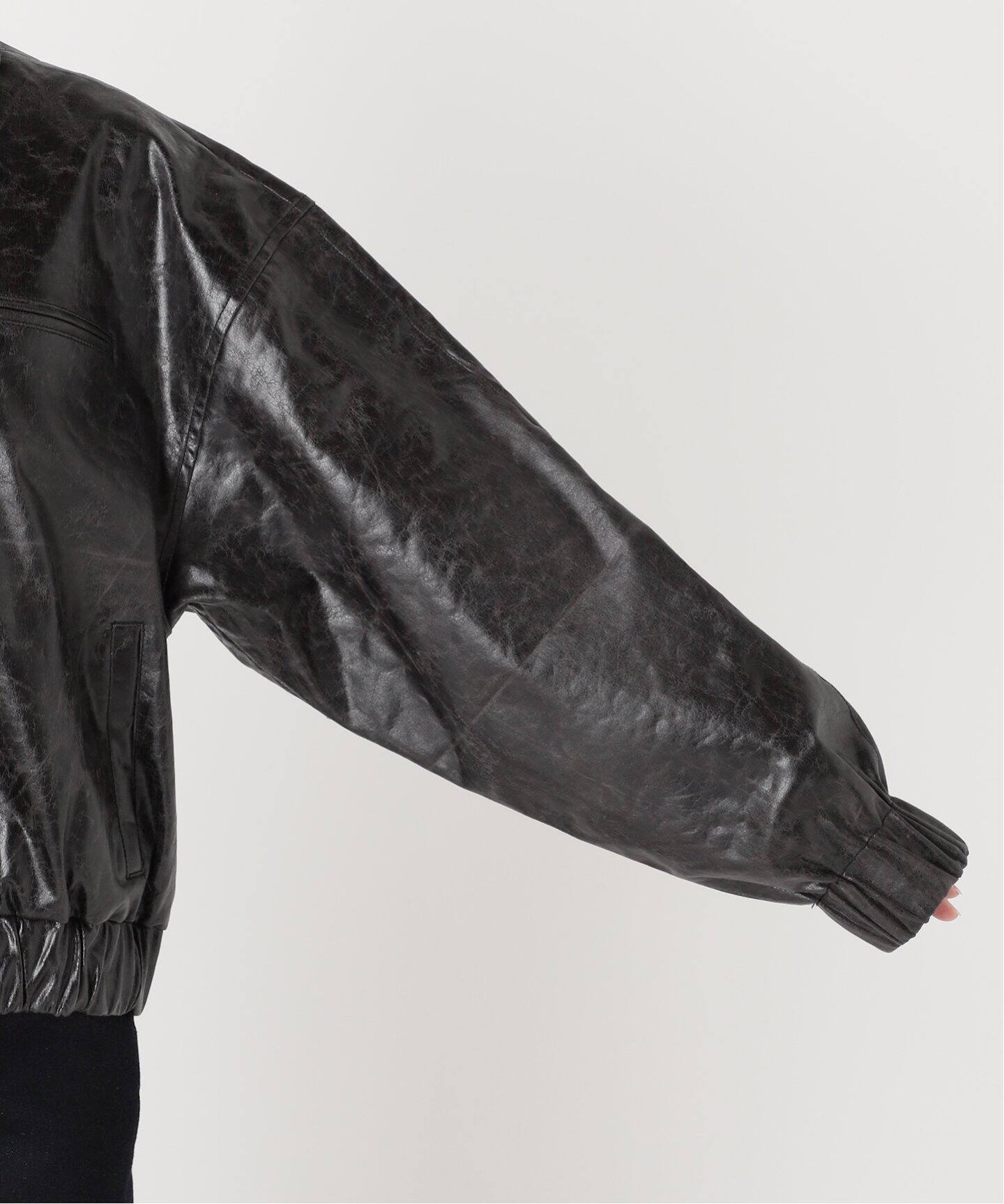 フェイクレザージップブルゾン（レザージャケット）｜Oriens JOURNAL