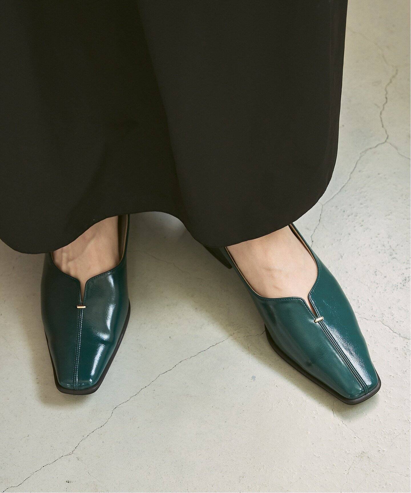 2.5cmスクエアスリットソフトフラット（フラットシューズ）｜LE TALON