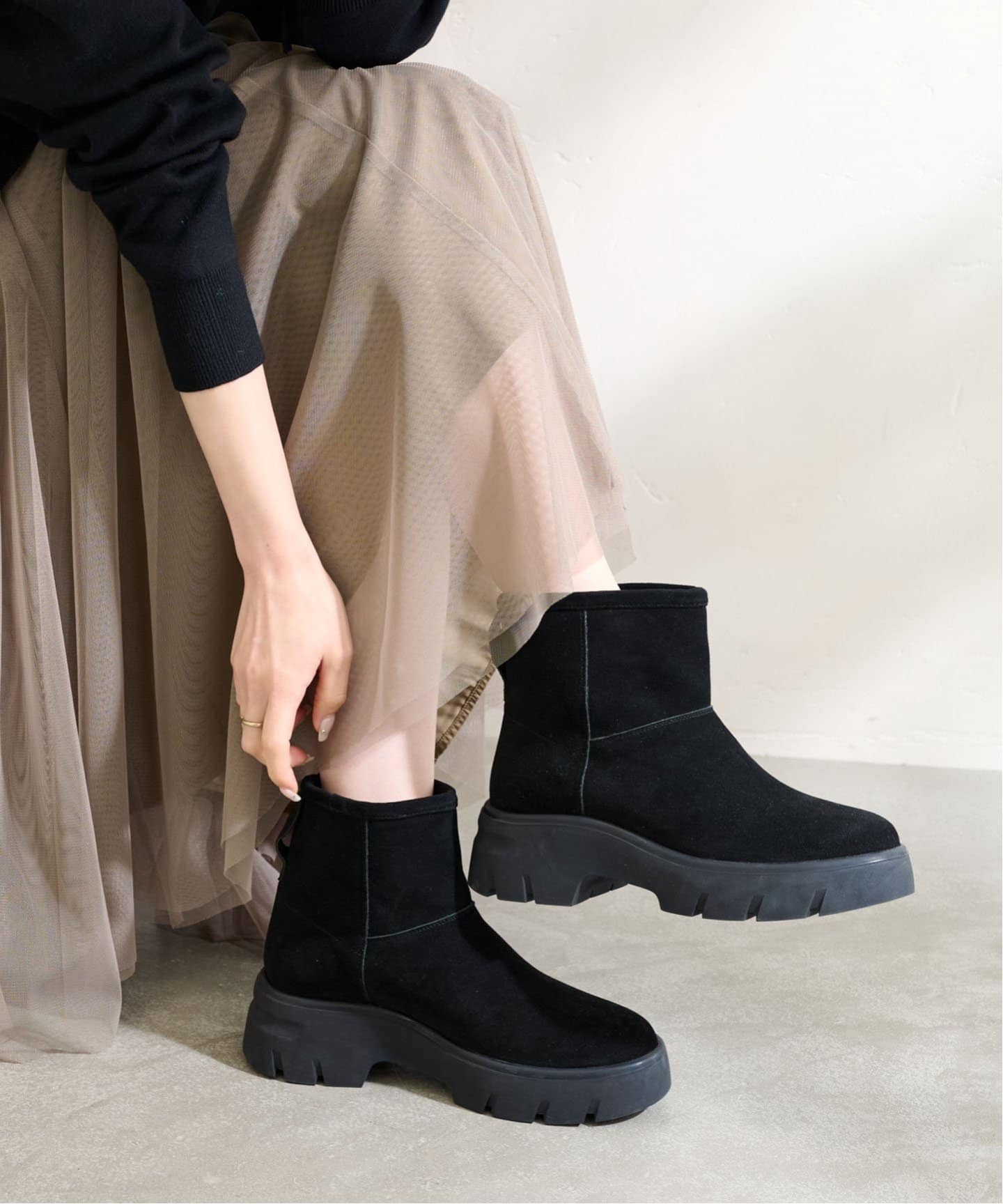 6cmレザーボリュームソールボアショートブーツ（ブーティ・ショート