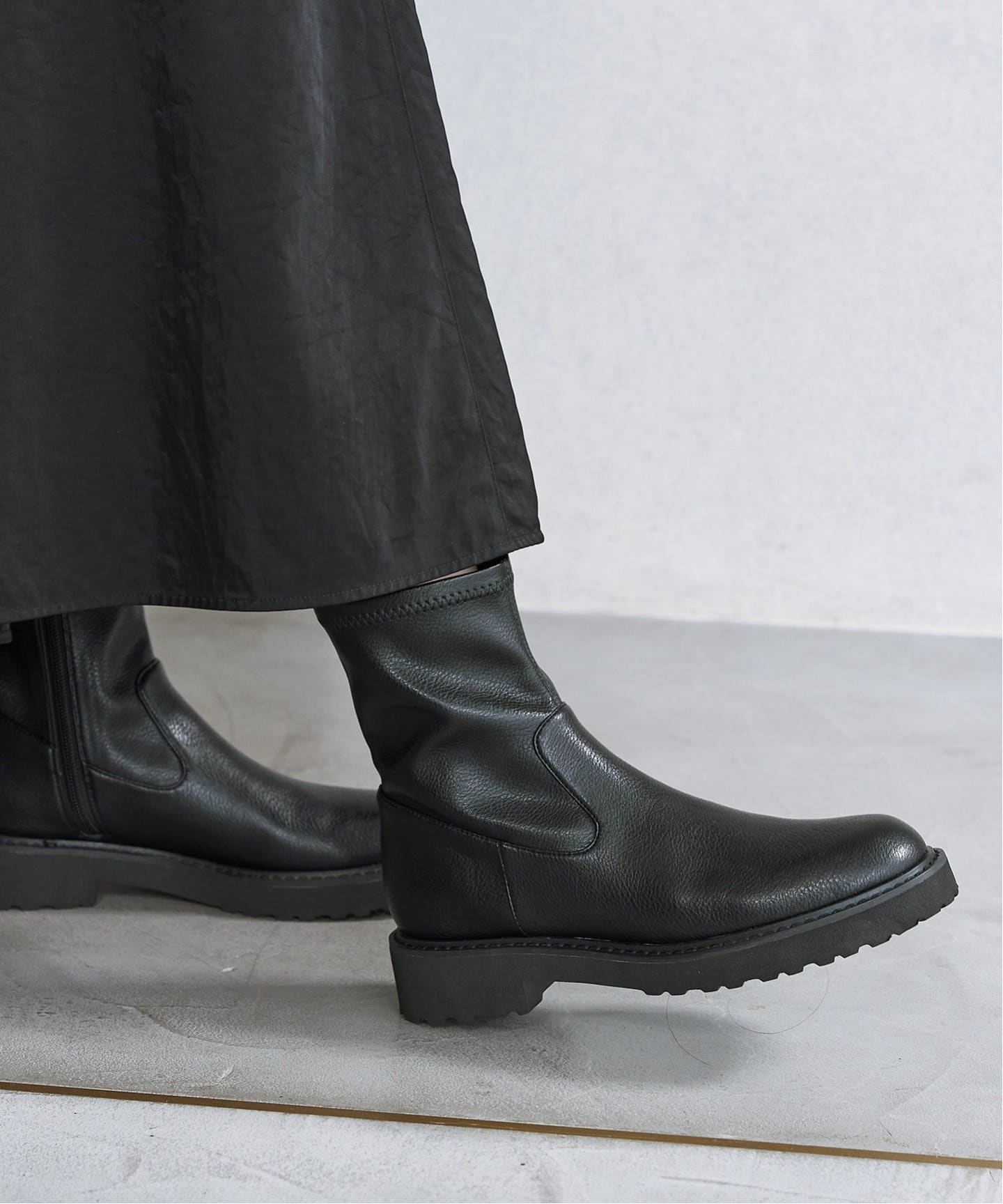 追加4》3.5cmトラックソールフィットショートブーツ（ブーティ