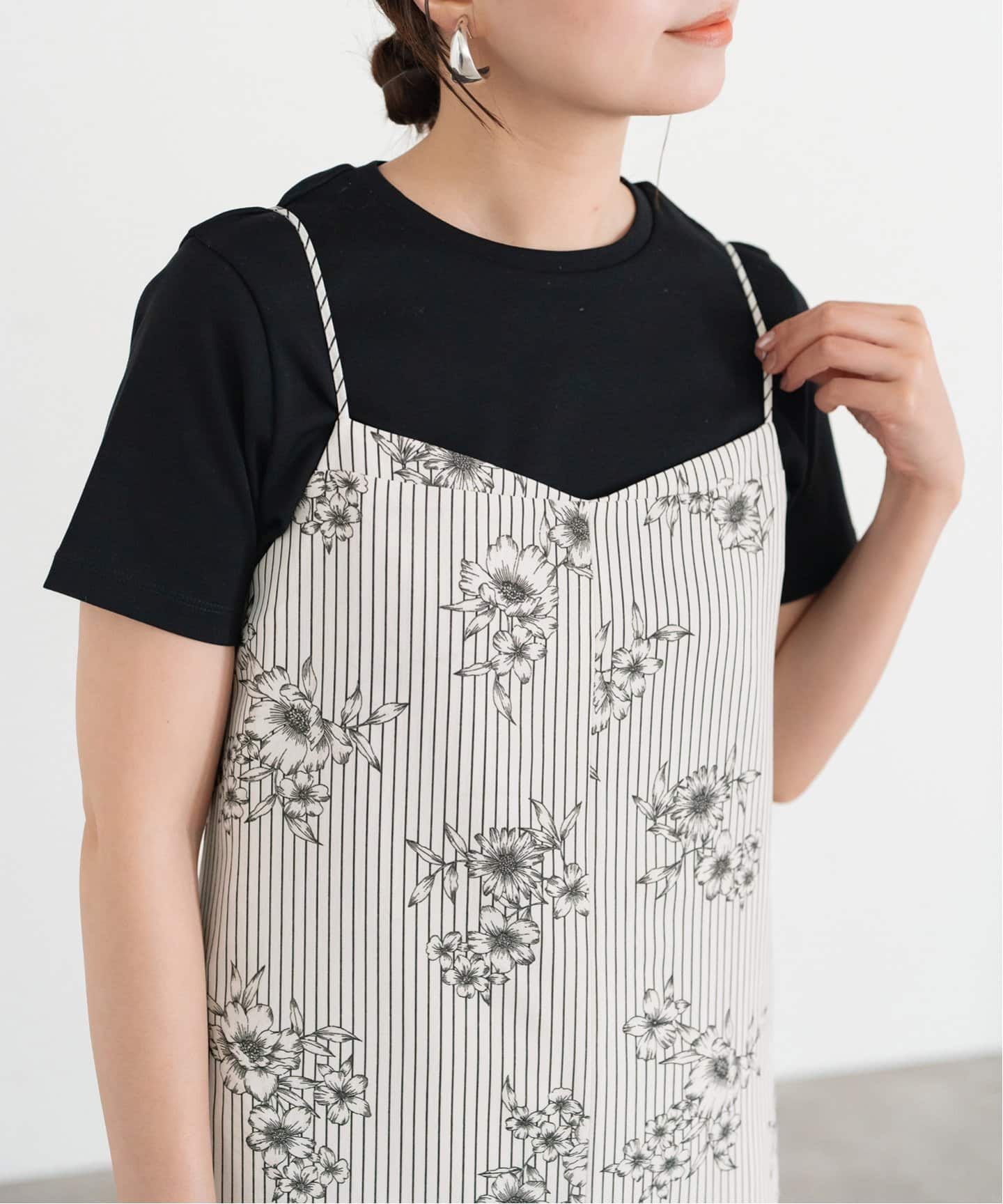 ストライプフラワーキャミワンピース（ワンピース）｜IENA（イエナ）の