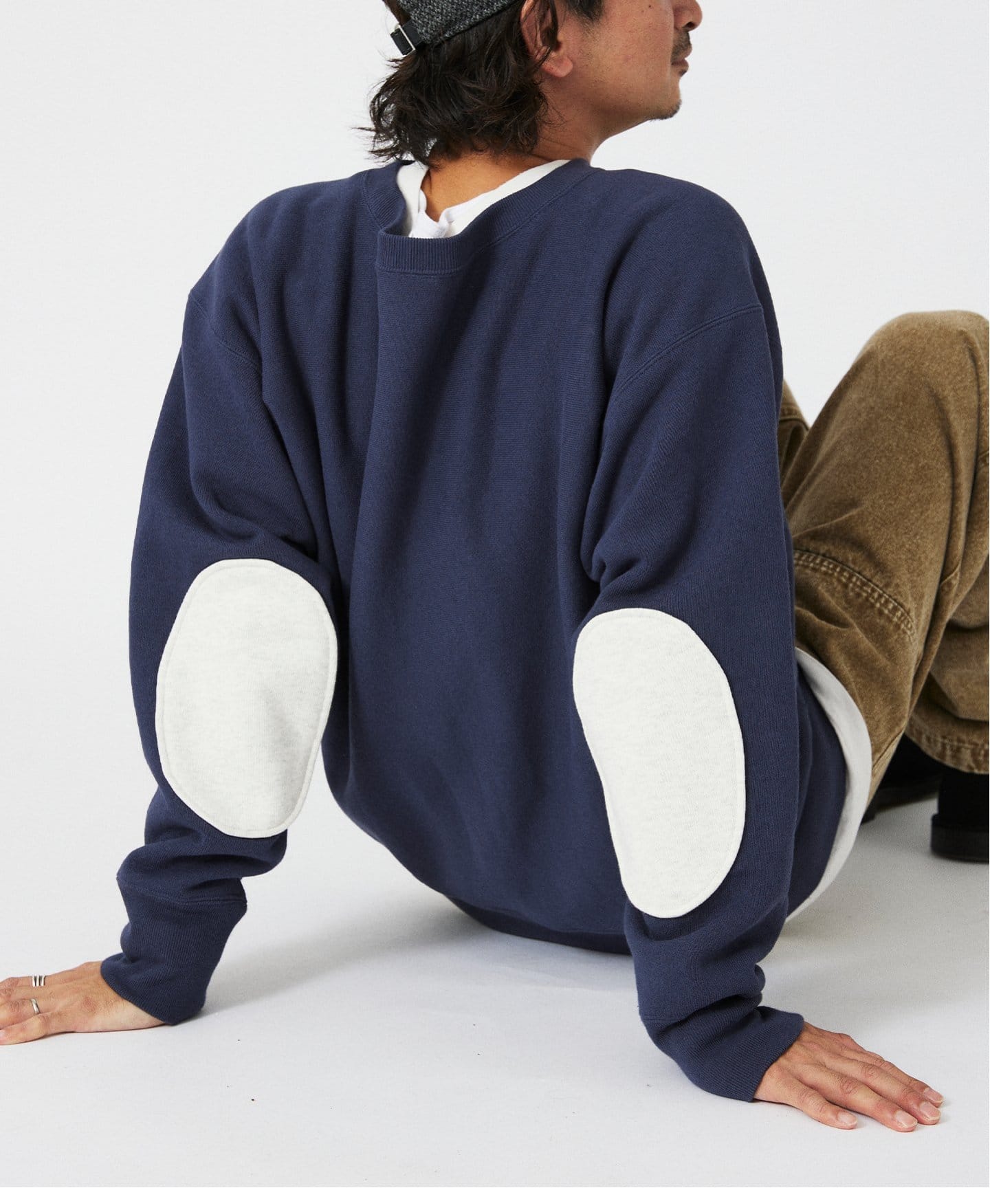 CHAMPION / チャンピオン 別注 R/W エルボーパッチ クルーネック