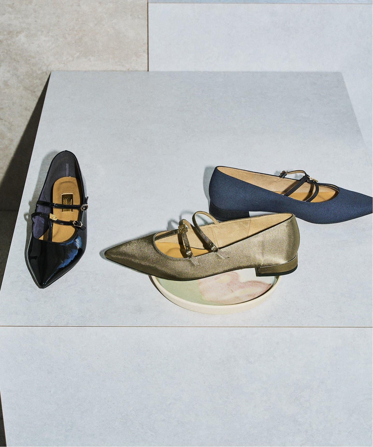 GRISEポインテッドダブルTストラップフラット（フラットシューズ）｜LE