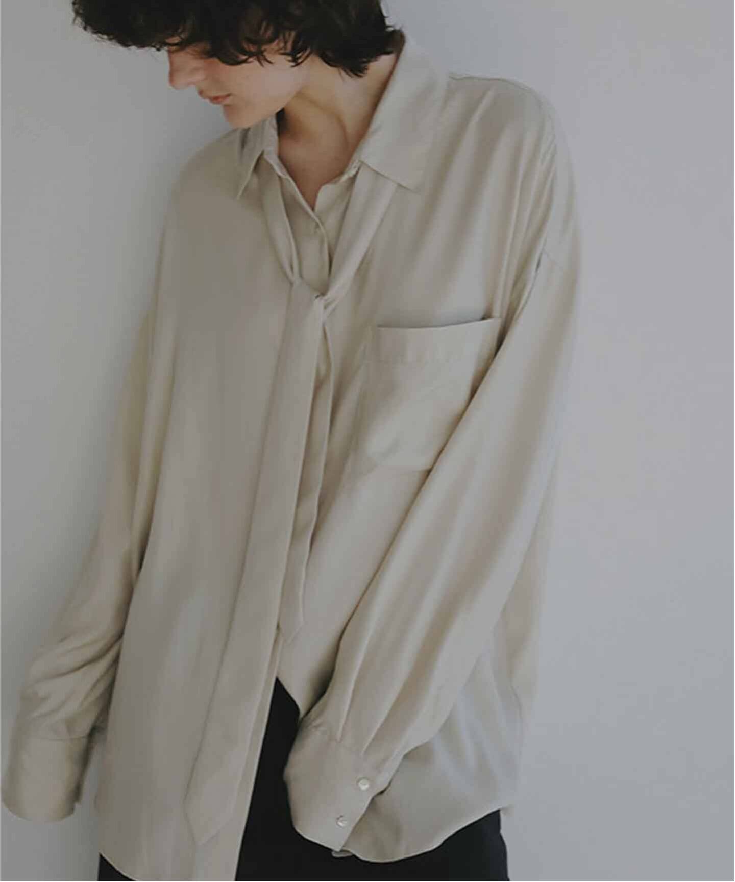 ETRE TOKYO キュプラネクタイオーバーサイズシャツ（シャツ／ブラウス