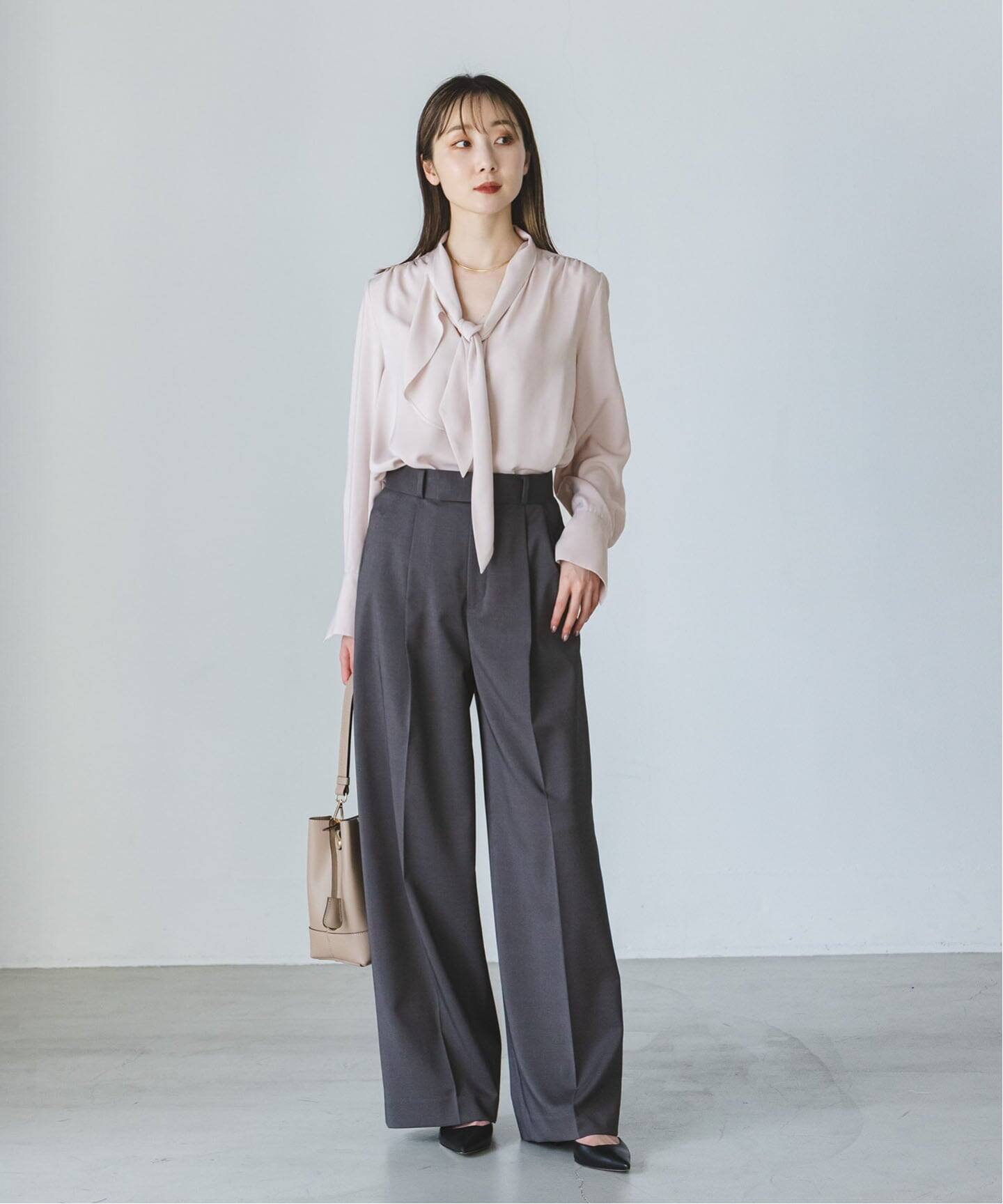 WEB＆日本橋店限定・追加予約》ロイヤルサテンボウタイブラウス