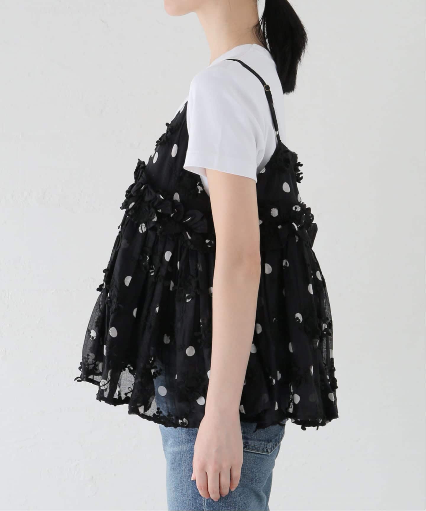 追加予約》crinkle crinkle crinkle 別注3D embroidery dot camisole