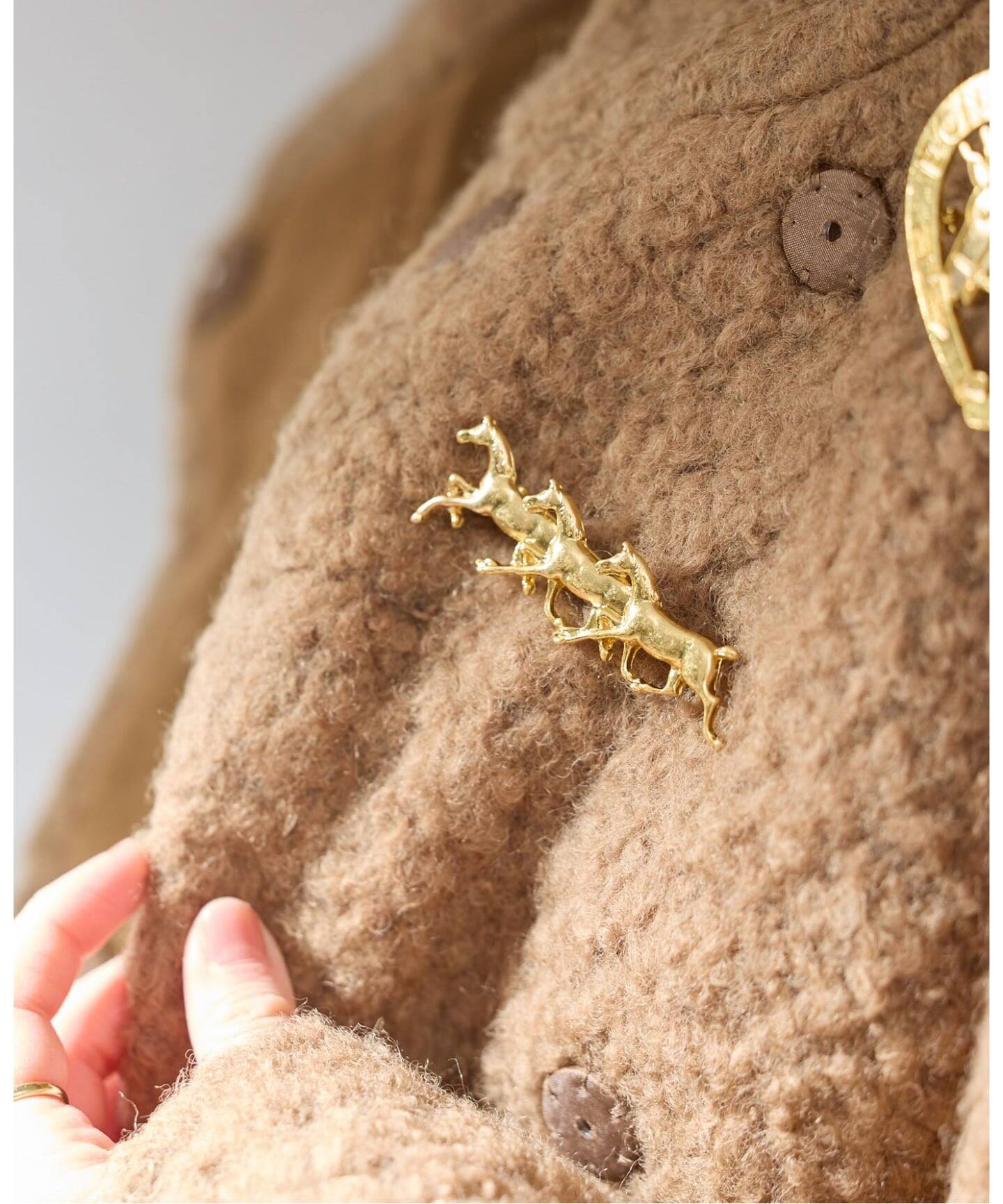 WEB限定/追加2予約》IENA CHEVAL 3ROW ブローチC（その他ファッション