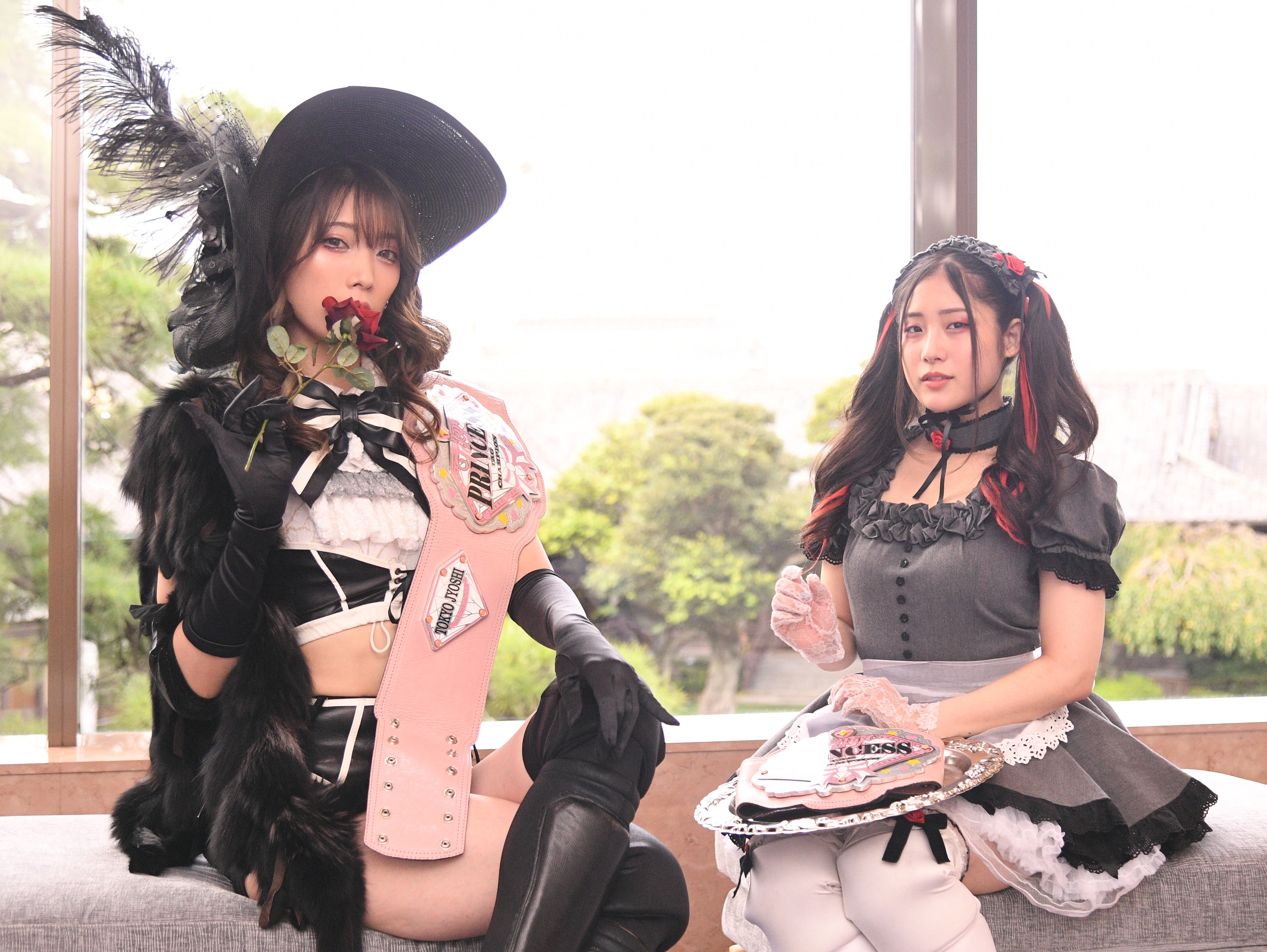 美しきパリジェンヌレスラーが「うさぎ」と「オカメインコ」を下して