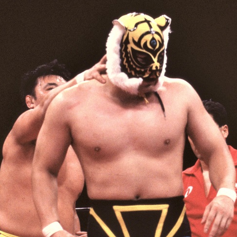 三沢光晴が虎マスクと決別、ジャンボ鶴田に劇的勝利! 天龍源一郎が