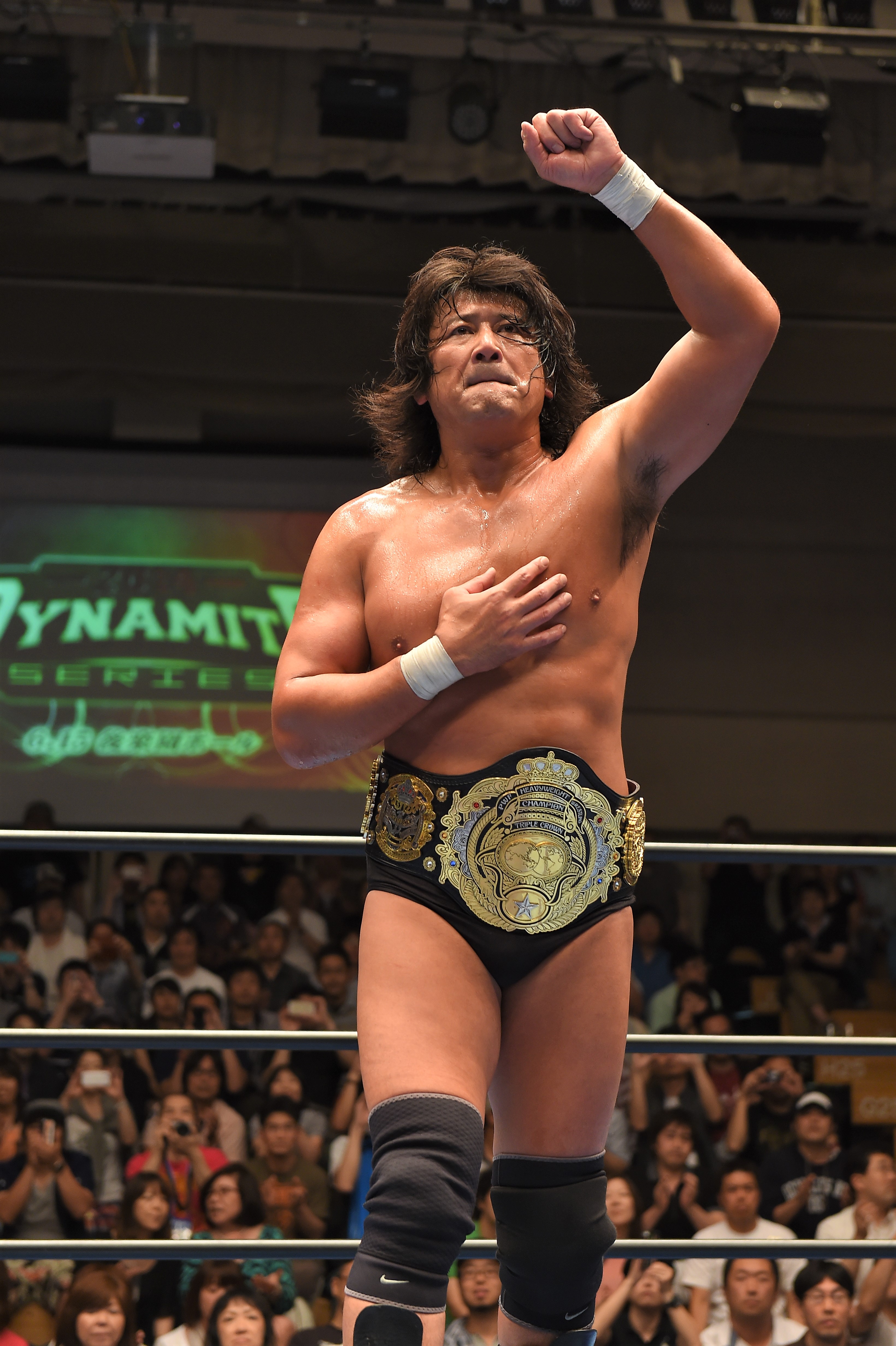 大森隆男、秋山準を破り22年目の三冠ヘビー初戴冠【週刊プロレス昔話