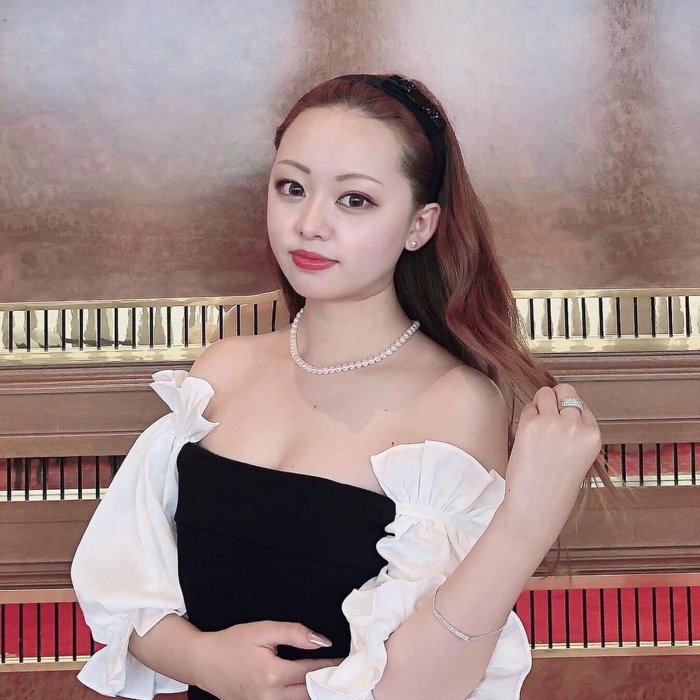 梅原真子 (Mako Umehara) Lyrics, Songs, and Albums | Genius