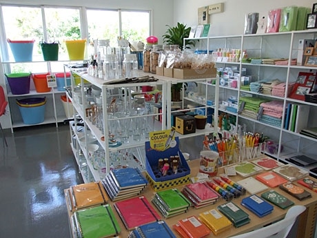 宜野湾のセレクトショップが石垣にサテライト店－雑貨や家具など販売