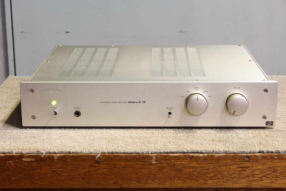 Integra A-1E ONKYO - 中古オーディオ 高価買取・販売 ハイファイ堂