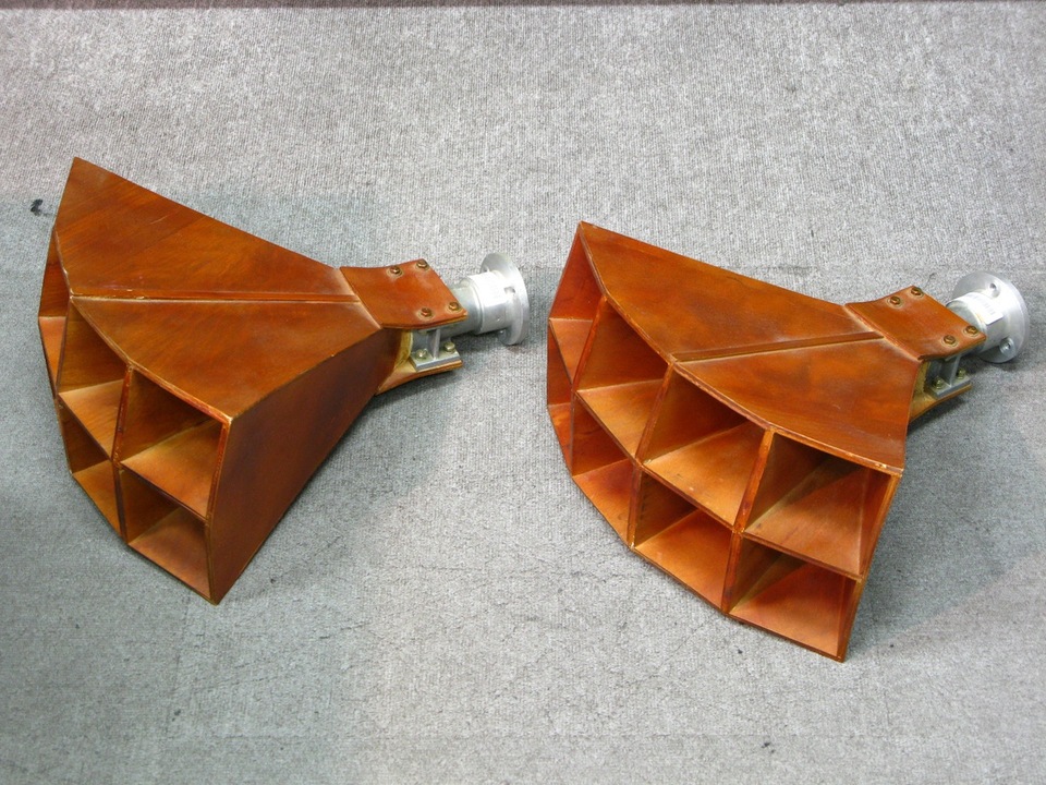 木製マルチセルラーホーン Chriskit - 中古オーディオ 高価買取・販売