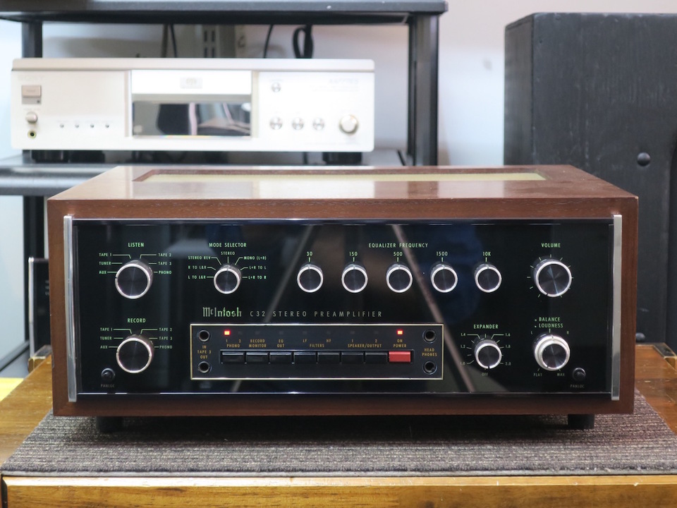 動作未確認】McIntosh C-32 プリアンプ マッキントッシュ 1円～ Y7189