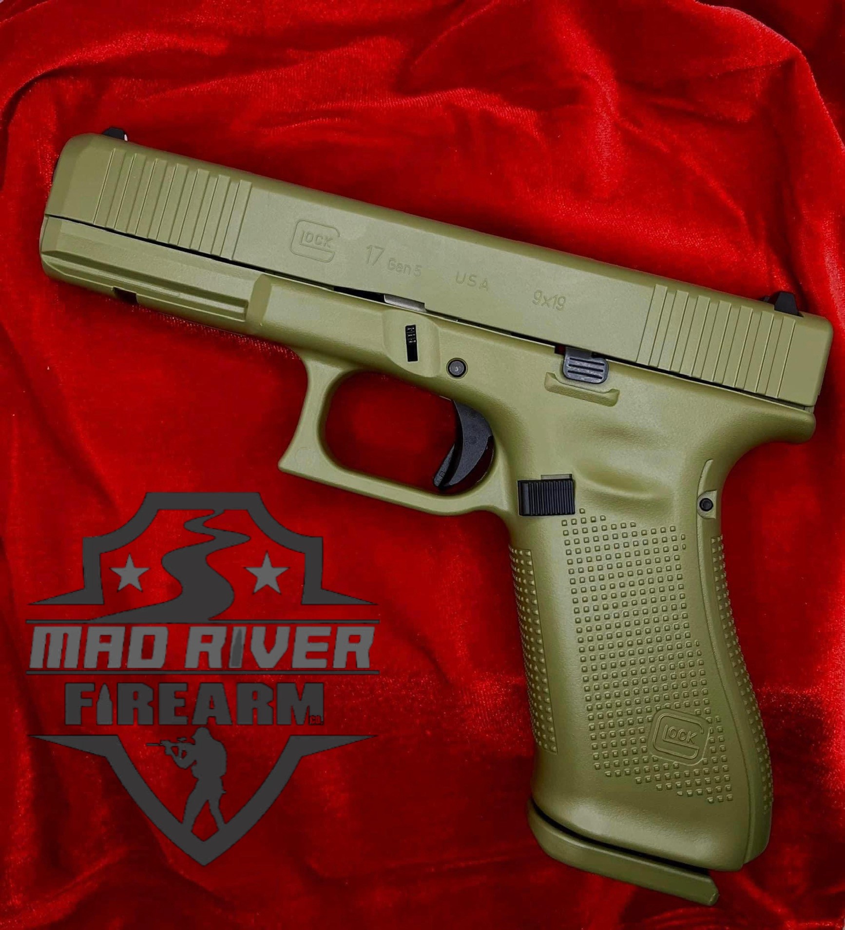 NOVESKE BAZOOKA GREEN - GLOCK 17 GEN5 | Cerakote