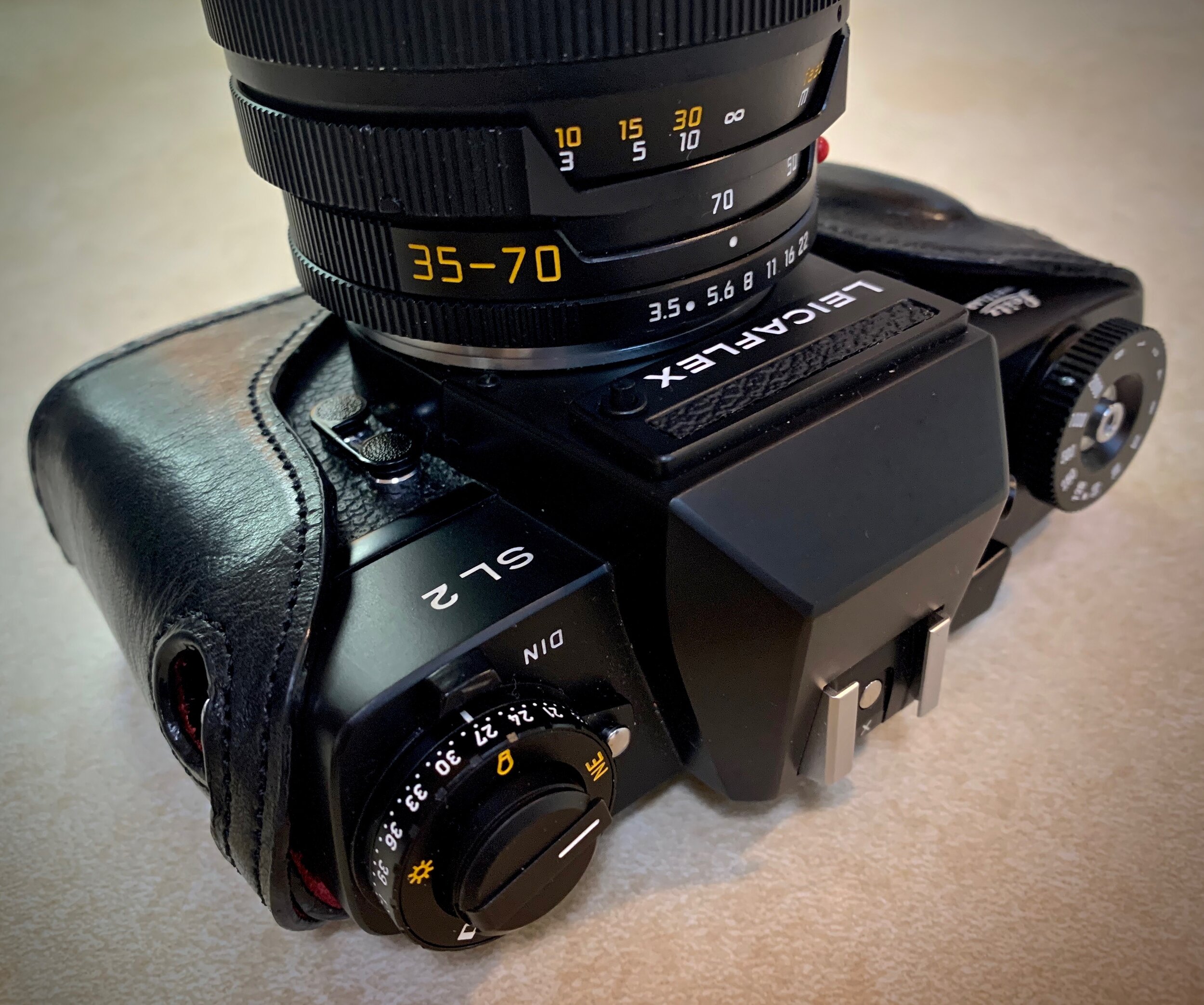 Leicaflex SL2 — Blog