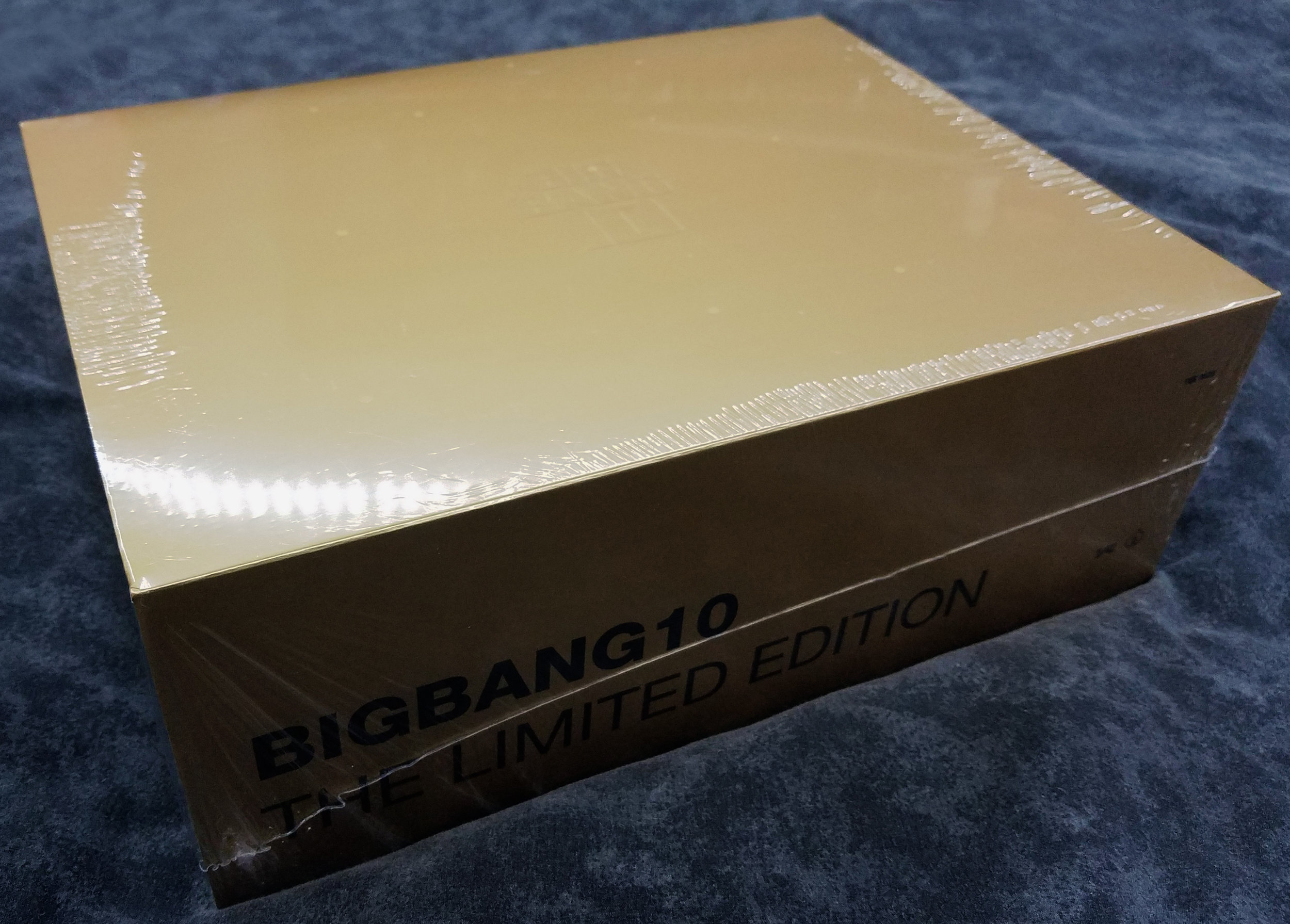 2016 - BIGBANG 10 The Exhibition A to Z - THE LIMITED EDITION