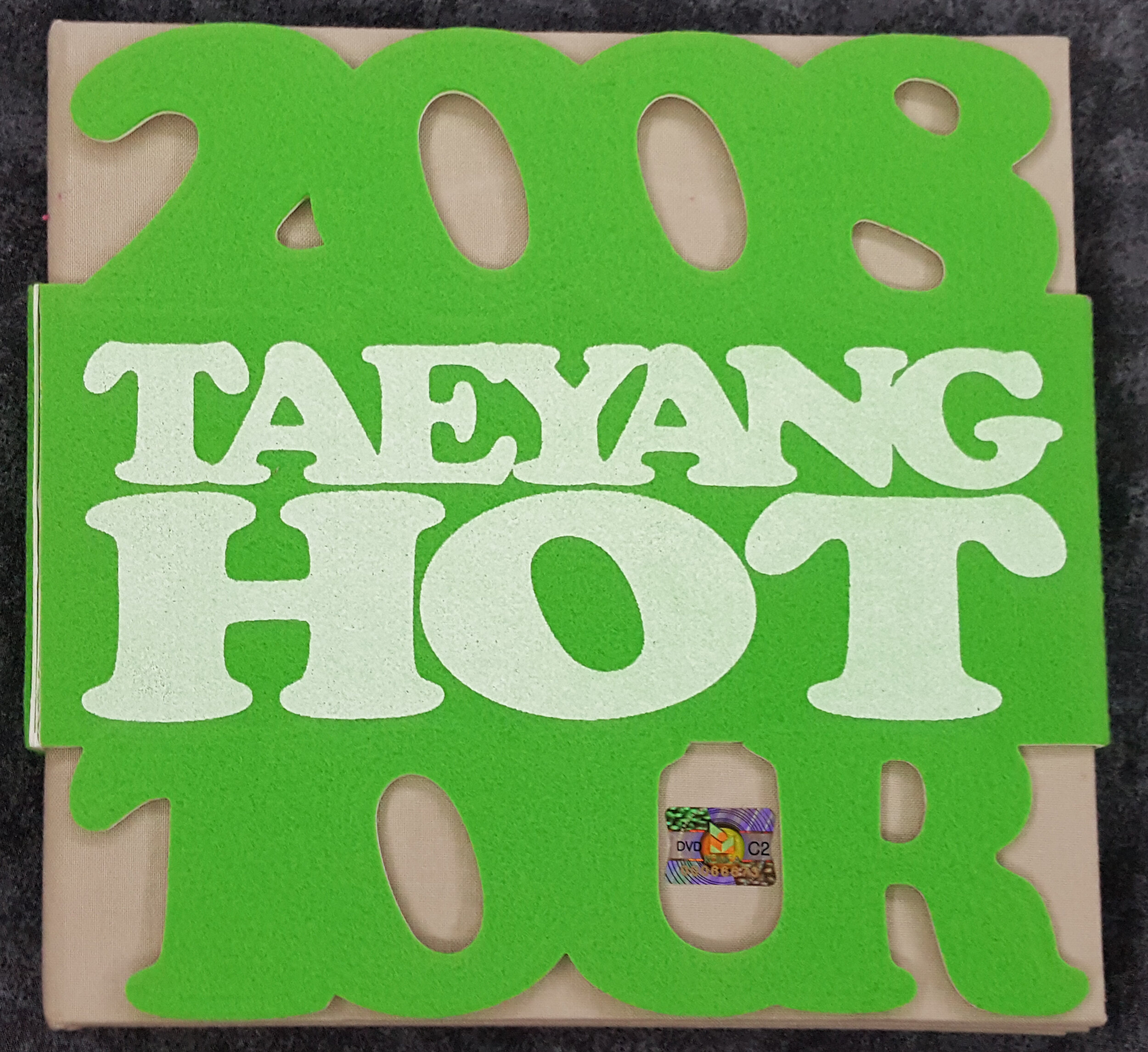 2008 - Global Warning Tour / Taeyang 1st Concert “Hot” - 3DVD