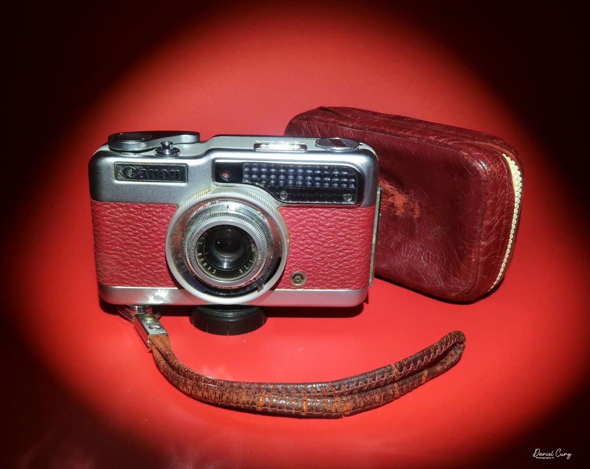 Canon Demi camera — Concert Photos, Historical Images, Widelux