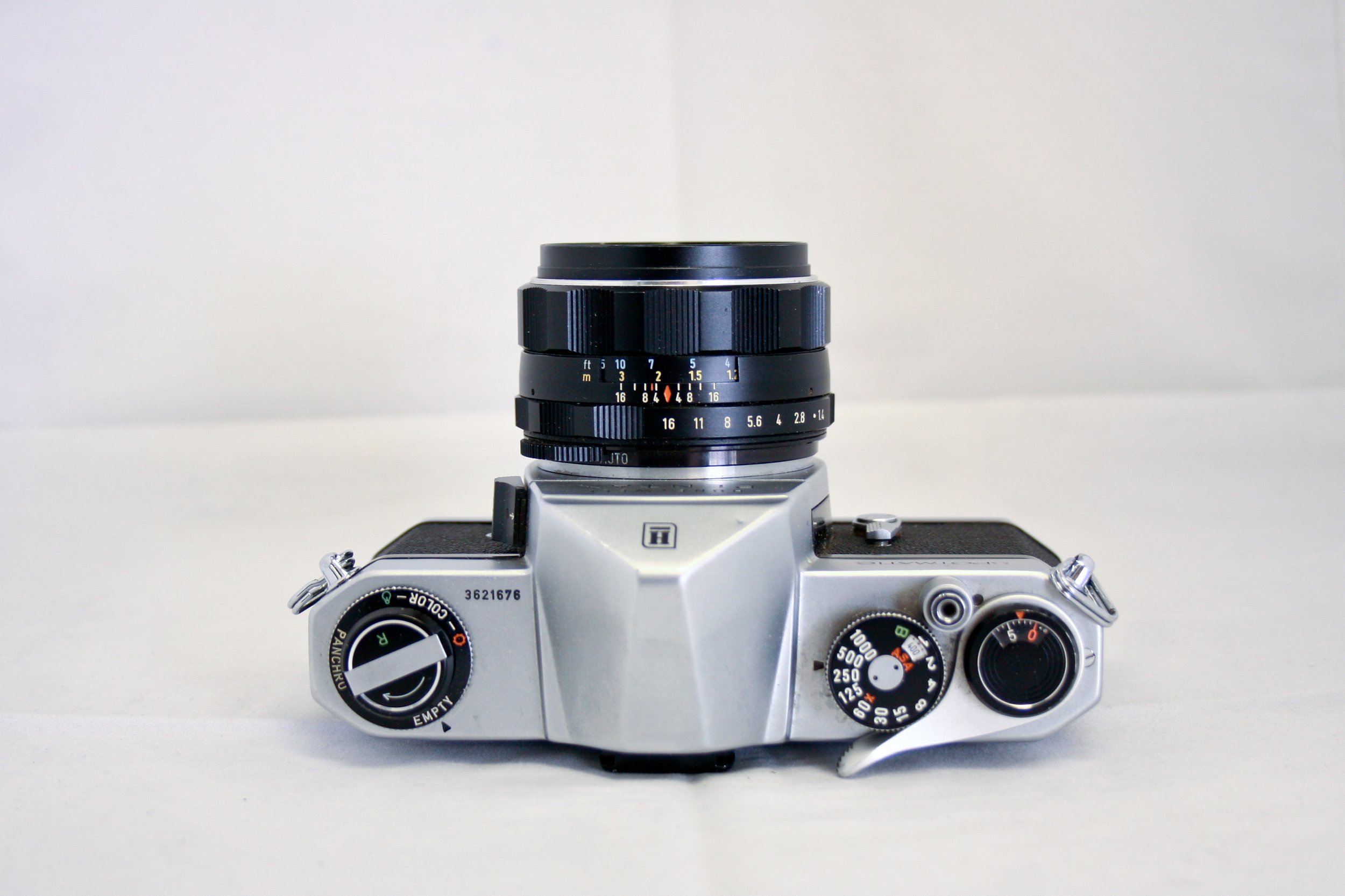 Pentax Spotmatic w/ 50mm 1.4 (*) — Camera Center